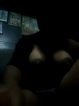 Snapshot of Mnach chatting on February 27, 2026, 10:10 pm Mnach online show from February 27, 2026, 10:10 pm