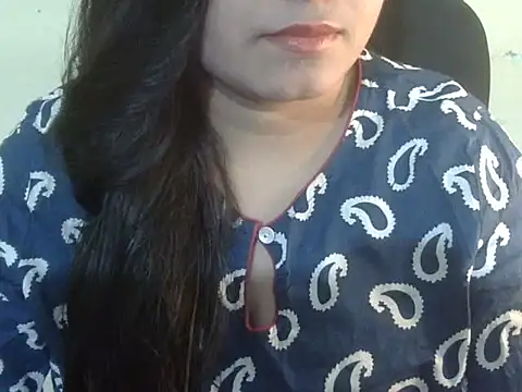 Snapshot of Aanya_Hazel chatting on November 9, 2025, 9:35 pm Aanya Hazel online show from November 9, 2025, 9:35 pm