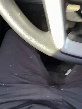 Snapshot of camboys_poyraz chatting on December 18, 2025, 10:43 am camboys poyraz online show from December 18, 2025, 10:43 am