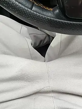 Snapshot of camboys_poyraz chatting on February 13, 2026, 11:06 am camboys poyraz online show from February 13, 2026, 11:06 am