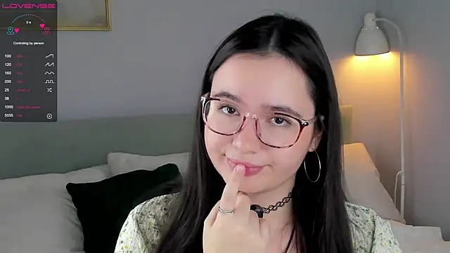 WildaBisom online show from October 21, 2025, 1:39 am