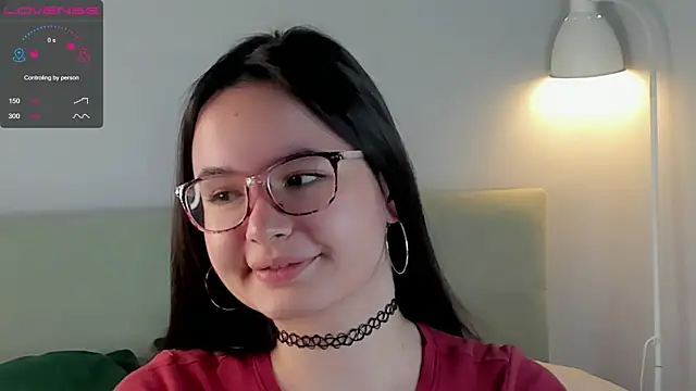 WildaBisom online show from October 26, 2025, 1:11 am