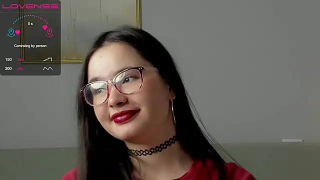 WildaBisom online show from November 3, 2025, 1:08 am