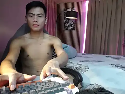 alex cummer online show from October 27, 2025, 5:06 pm