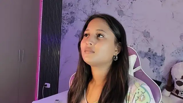 Laly Cherry  online show from October 26, 2025, 12:44 pm