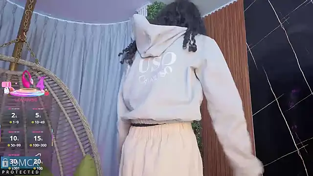 Kiara Zahiri   online show from October 23, 2025, 10:58 am