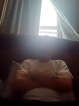 Snapshot of gpjr80 chatting on February 4, 2026, 9:53 pm gpjr80 online show from February 4, 2026, 9:53 pm