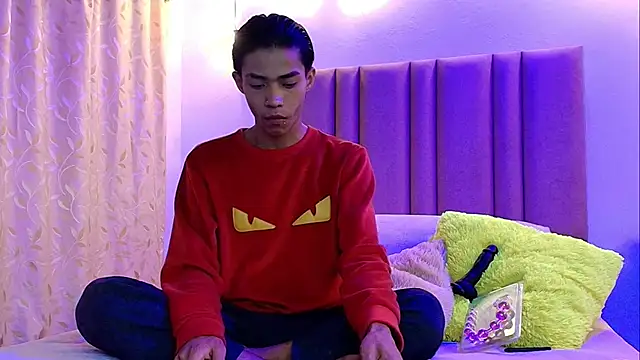 camilo nom online show from October 3, 2025, 3:36 am