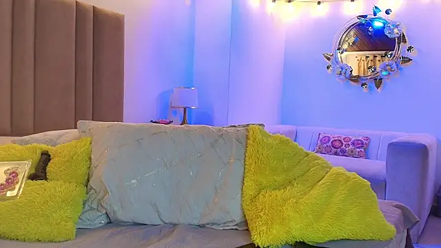 camilo nom online show from October 9, 2025, 4:21 am