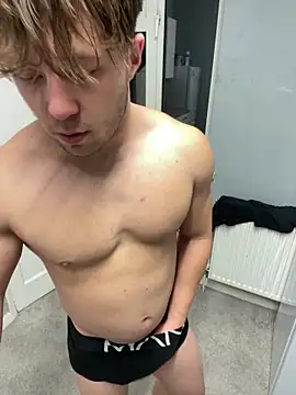 harleybarker online show from November 11, 2025, 9:26 pm