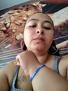 Snapshot of Freyacooper chatting on September 22, 2025, 2:19 pm Freyacooper online show from September 22, 2025, 2:19 pm