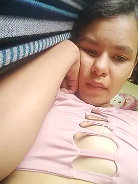 marisolcardona online show from October 12, 2025, 2:38 pm