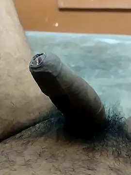 Snapshot of OnlyWonders84 chatting on November 10, 2025, 2:27 pm OnlyWonders84 online show from November 10, 2025, 2:27 pm