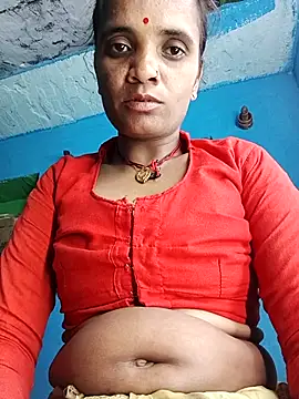 Snapshot of Hotwera chatting on October 7, 2025, 8:33 am Hotwera online show from October 7, 2025, 8:33 am