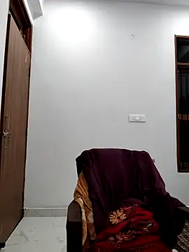 Shikha-mehra7 online show from February 13, 2026, 5:42 pm