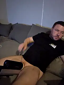 Snapshot of Da_riva chatting on February 3, 2026, 10:04 pm Da riva online show from February 3, 2026, 10:04 pm