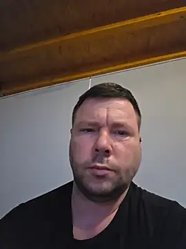 Snapshot of Da_riva chatting on February 24, 2026, 10:02 am Da riva online show from February 24, 2026, 10:02 am