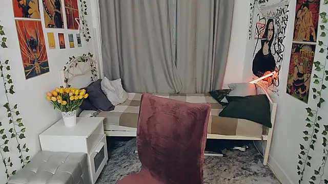 nazu chan online show from October 10, 2025, 11:09 am