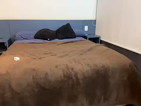 yourghostfit online show from April 17, 2026, 10:57 pm