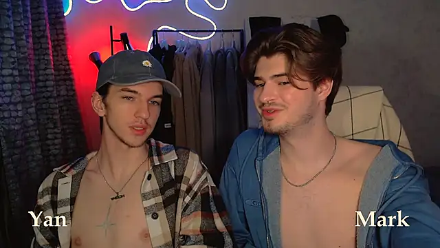 itsyanbb online show from October 24, 2025, 3:52 pm