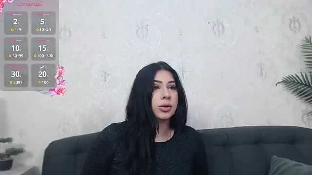 AnaysDivine online show from October 5, 2025, 3:27 am