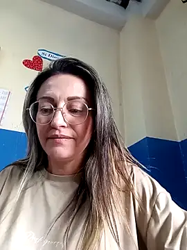 Snapshot of -AngelNova- chatting on February 6, 2026, 1:36 pm -AngelNova- online show from February 6, 2026, 1:36 pm