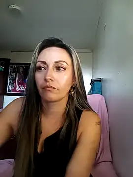 Snapshot of -AngelNova- chatting on February 26, 2026, 7:13 pm -AngelNova- online show from February 26, 2026, 7:13 pm