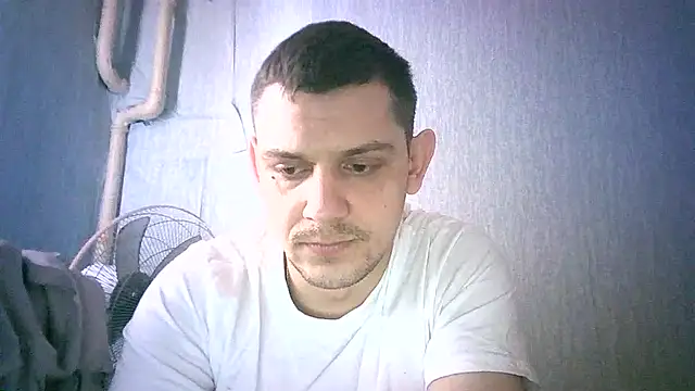 Snapshot of BogdanNegoda chatting on February 7, 2026, 9:46 am BogdanNegoda online show from February 7, 2026, 9:46 am