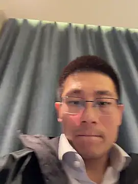 miniyellower online show from October 28, 2025, 12:52 pm