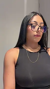 Tessa  Winslow online show from May 26, 2026, 6:04 pm