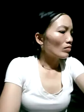 ngan-cute online show from October 4, 2025, 1:31 pm