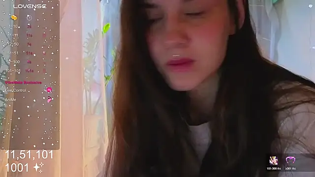 HoneyLem0n online show from October 29, 2025, 5:20 am