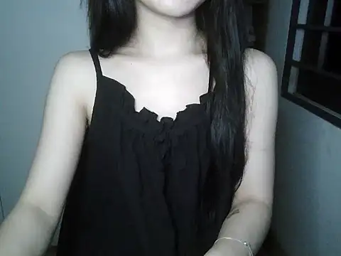 Snapshot of Annabelle-e chatting on September 30, 2025, 7:08 pm Annabelle-e online show from September 30, 2025, 7:08 pm