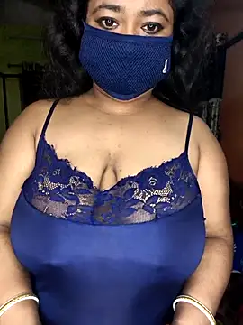 Smile-quien online show from September 14, 2025, 4:55 am