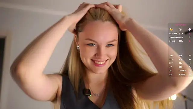 Snapshot of CherieSprinzl chatting on October 15, 2025, 8:58 am CherieSprinzl online show from October 15, 2025, 8:58 am