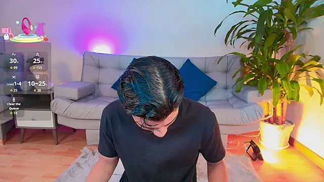 samucamx  online show from July 7, 2026, 8:57 pm