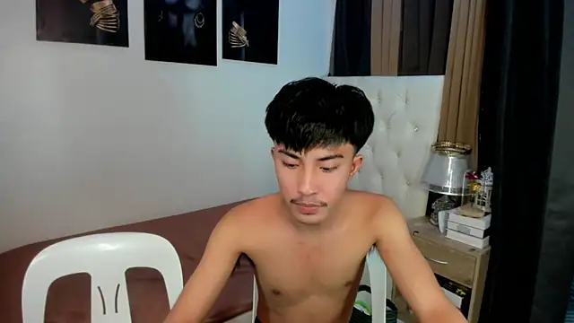 xxxhugecocktwinkxxx online show from November 27, 2025, 4:20 pm