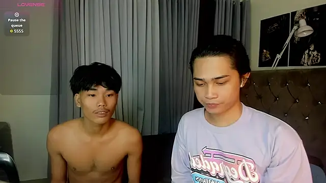 mightyhotcock online show from September 25, 2025, 6:00 pm