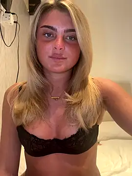 CassyBaby online show from September 13, 2025, 11:04 pm