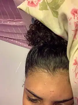 luluzinhax online show from February 11, 2026, 4:17 am