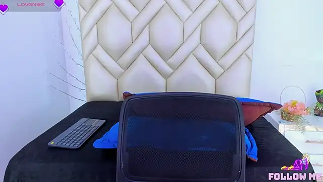 sexy thin anastasia online show from October 5, 2025, 8:29 pm