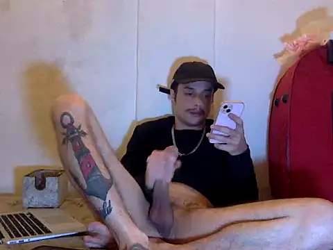 chrisalmeid  online show from October 9, 2025, 5:16 am