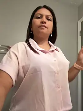 pocahonta69mermaid online show from October 10, 2025, 3:11 pm