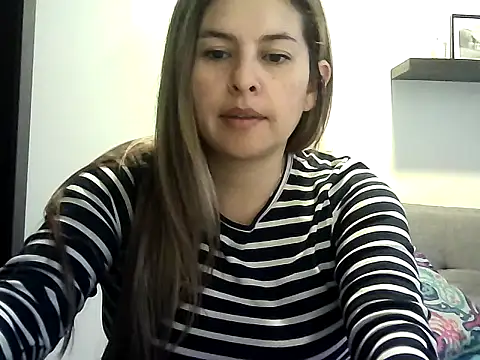 Valery  Rouse  online show from April 24, 2026, 8:55 pm