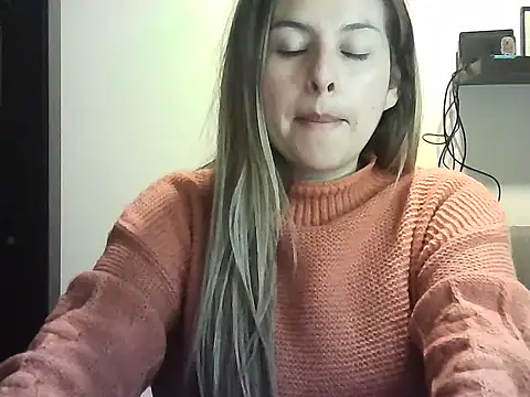 Valery  Rouse  online show from April 26, 2026, 3:59 am