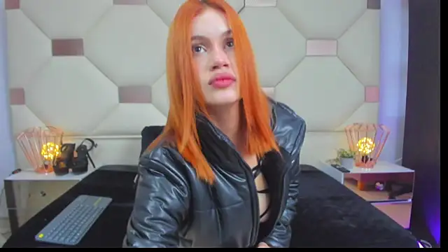 Marilyn scott online show from December 5, 2025, 1:42 pm