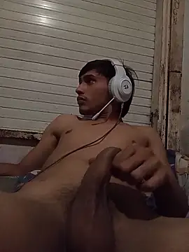 Snapshot of MYM69_- chatting on March 1, 2026, 10:34 pm MYM69 - online show from March 1, 2026, 10:34 pm