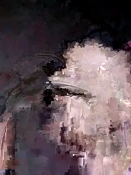 Snapshot of VanGau031694 chatting on October 12, 2025, 5:45 pm VanGau031694 online show from October 12, 2025, 5:45 pm