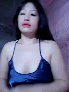 Snapshot of VanGau031694 chatting on October 19, 2025, 4:29 pm VanGau031694 online show from October 19, 2025, 4:29 pm