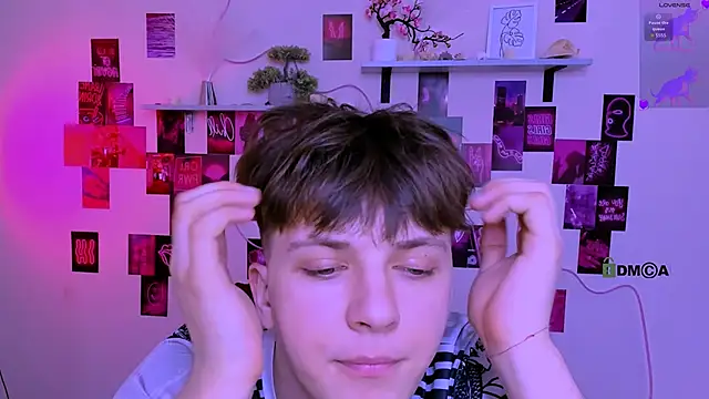 travis wolf  online show from April 4, 2026, 8:45 am